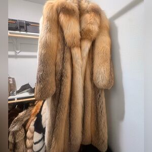 Vintage golden isle fox fur coat absolutely stunning